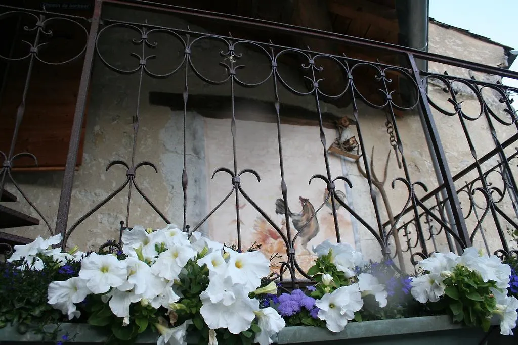 Chambre D'Hotes La Romarine Barnave Guest house